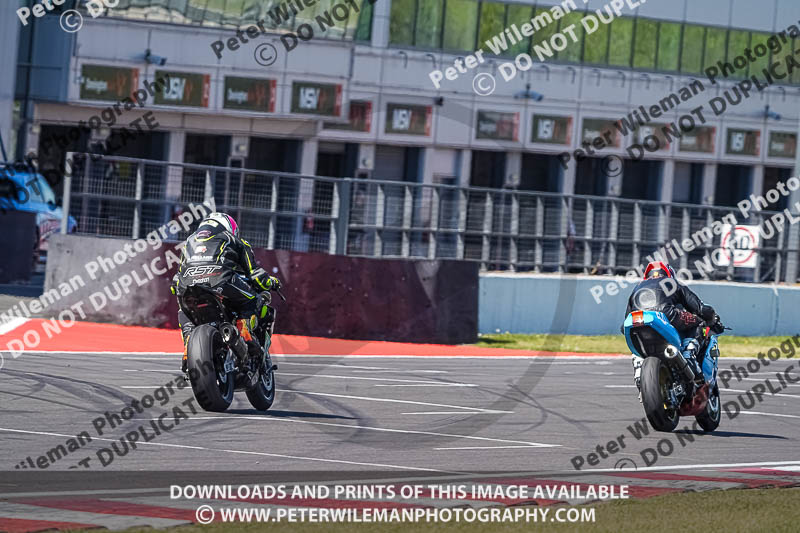 donington no limits trackday;donington park photographs;donington trackday photographs;no limits trackdays;peter wileman photography;trackday digital images;trackday photos